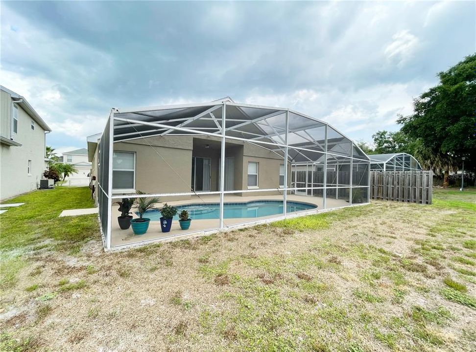 Recently Sold: $285,000 (3 beds, 2 baths, 1677 Square Feet)