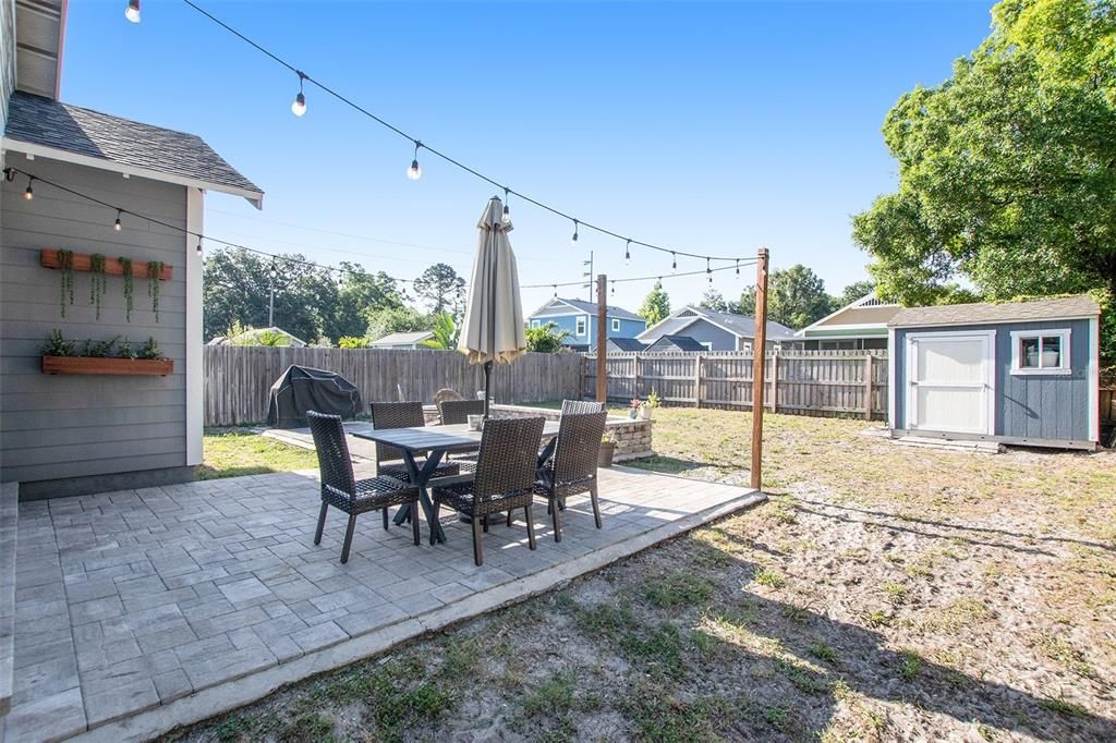 Recently Sold: $400,000 (3 beds, 2 baths, 1550 Square Feet)