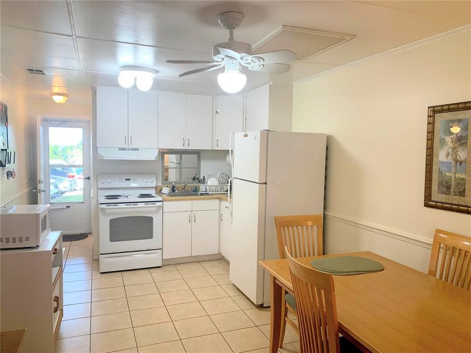 Recently Sold: $114,900 (2 beds, 2 baths, 720 Square Feet)