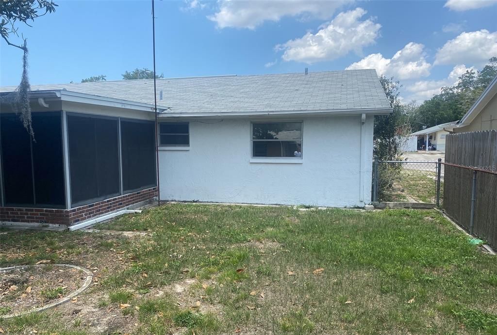 Recently Sold: $129,900 (2 beds, 2 baths, 1170 Square Feet)