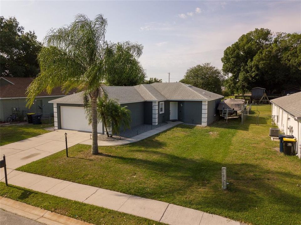 Recently Sold: $225,000 (3 beds, 2 baths, 1268 Square Feet)