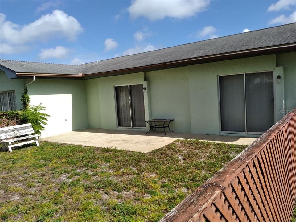 Recently Sold: $167,500 (2 beds, 2 baths, 1010 Square Feet)