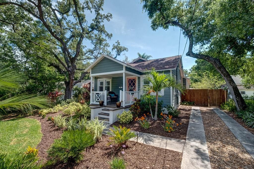 最近售出: $425,000 (3 贝兹, 2 浴室, 1854 平方英尺)