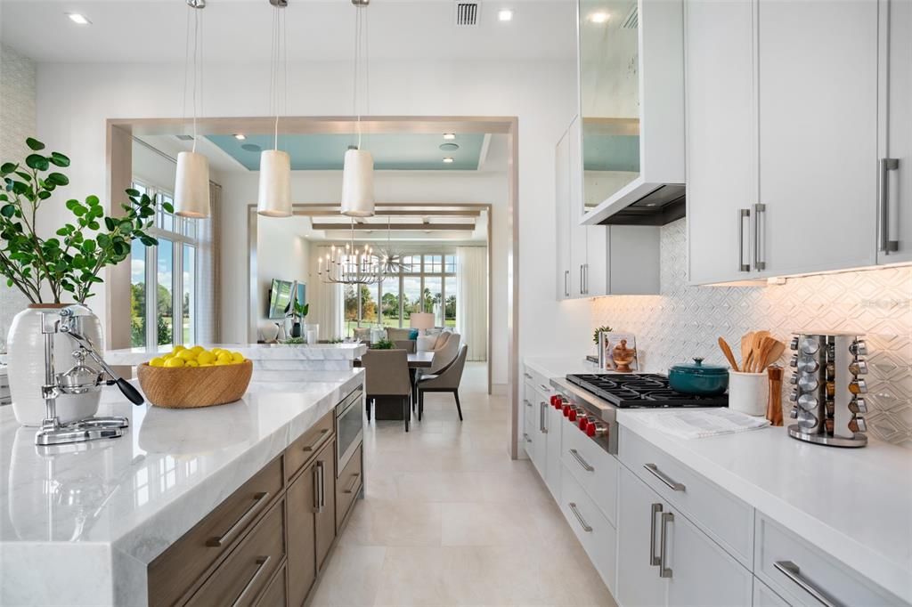 Recently Sold: $2,705,000 (4 beds, 4 baths, 3239 Square Feet)