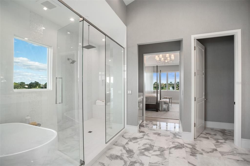 Recently Sold: $2,705,000 (4 beds, 4 baths, 3239 Square Feet)