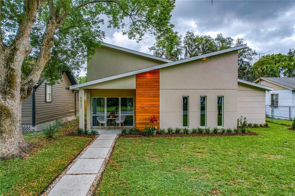 Recently Sold: $349,900 (3 beds, 2 baths, 1484 Square Feet)
