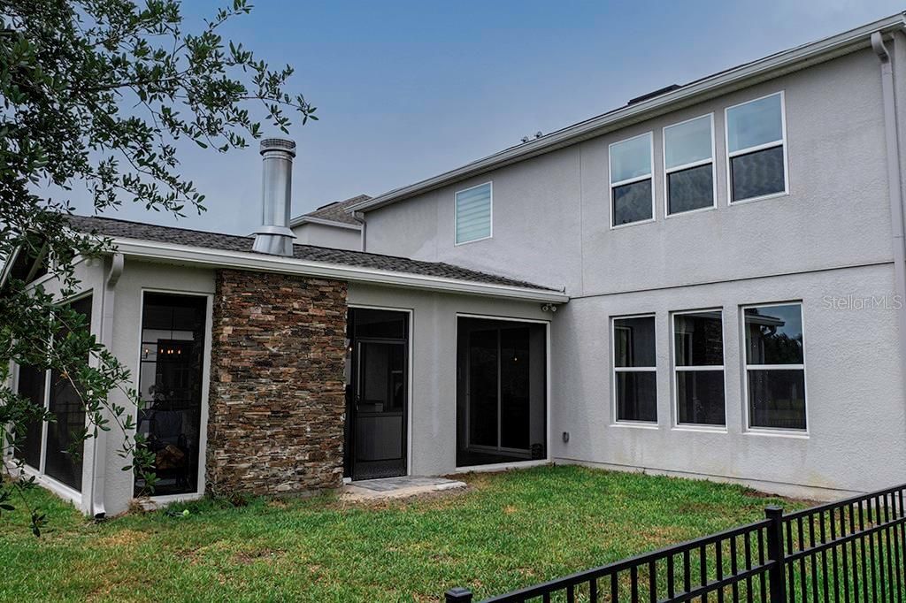 Recently Sold: $550,000 (4 beds, 3 baths, 2989 Square Feet)