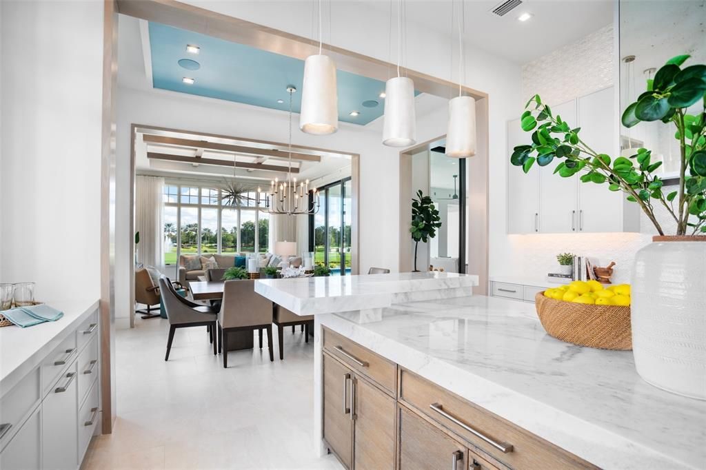 Recently Sold: $2,515,500 (4 beds, 4 baths, 3239 Square Feet)