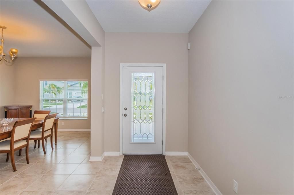 Recently Sold: $330,000 (3 beds, 2 baths, 2076 Square Feet)