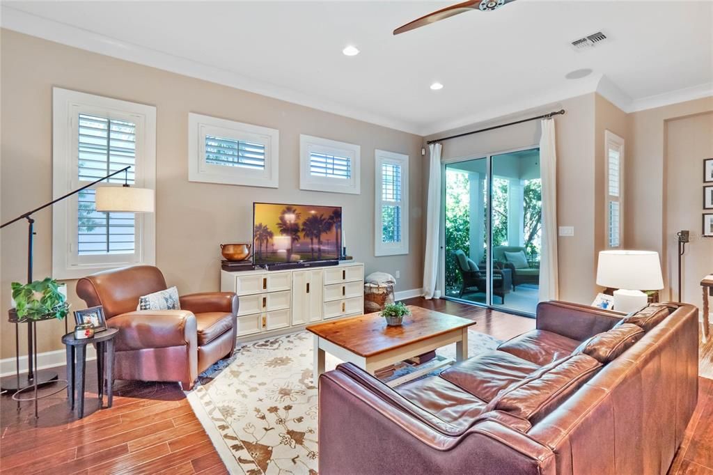 Recently Sold: $485,000 (3 beds, 2 baths, 1844 Square Feet)
