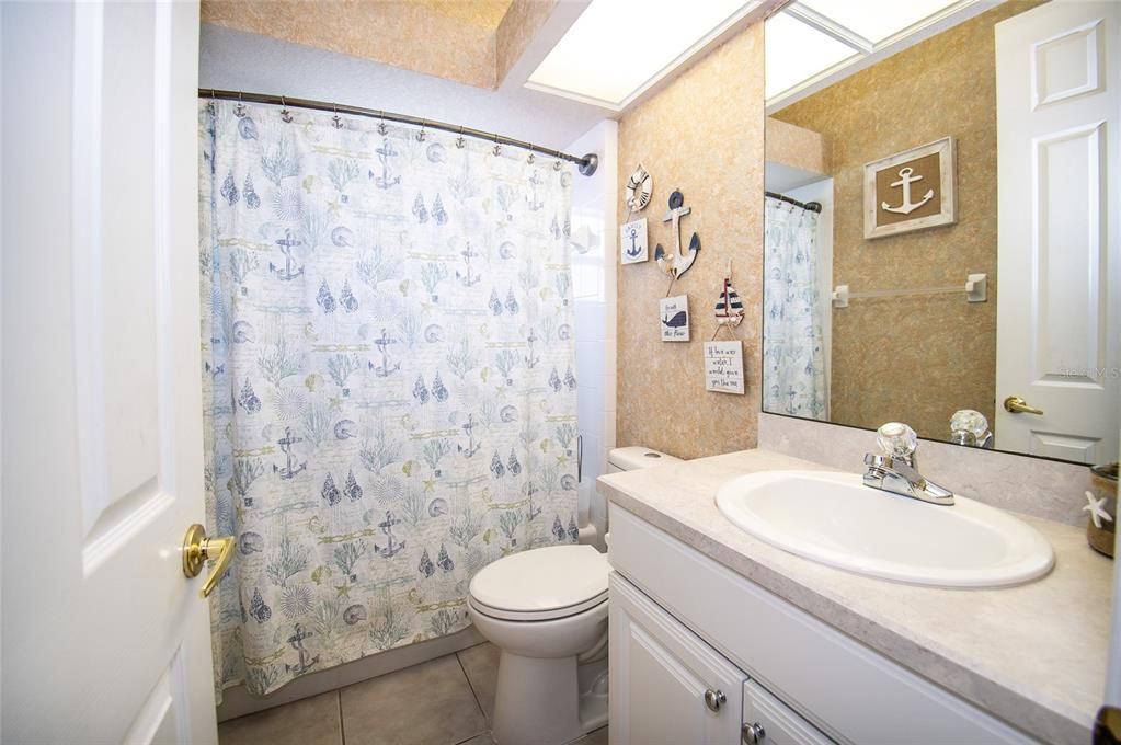 最近售出: $499,000 (4 贝兹, 3 浴室, 2653 平方英尺)
