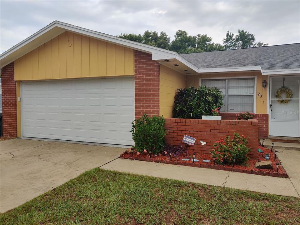 Recently Sold: $165,999 (3 beds, 2 baths, 1344 Square Feet)