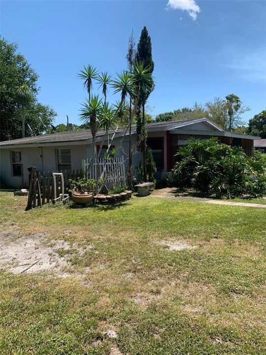 Recently Sold: $79,900 (3 beds, 1 baths, 1104 Square Feet)