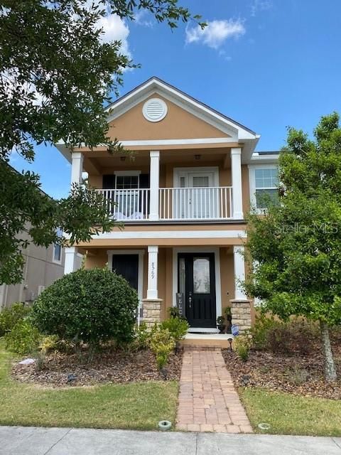 Recently Sold: $380,000 (3 beds, 2 baths, 2033 Square Feet)