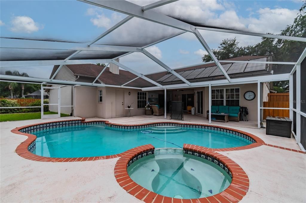 Recently Sold: $500,000 (5 beds, 3 baths, 2939 Square Feet)