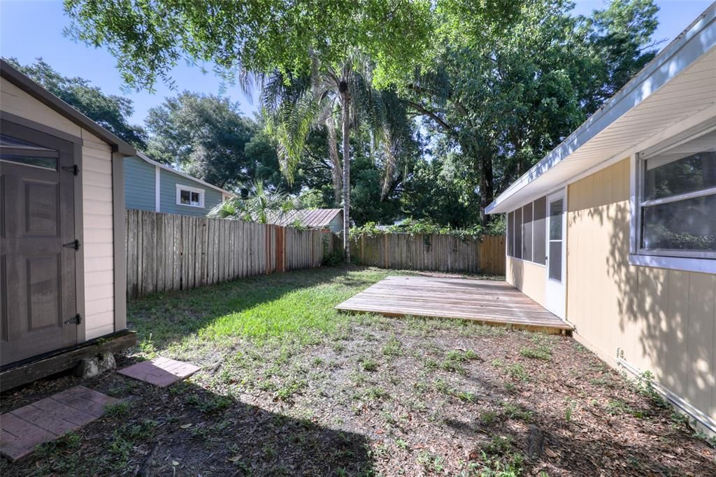 Recently Sold: $320,000 (3 beds, 2 baths, 1497 Square Feet)