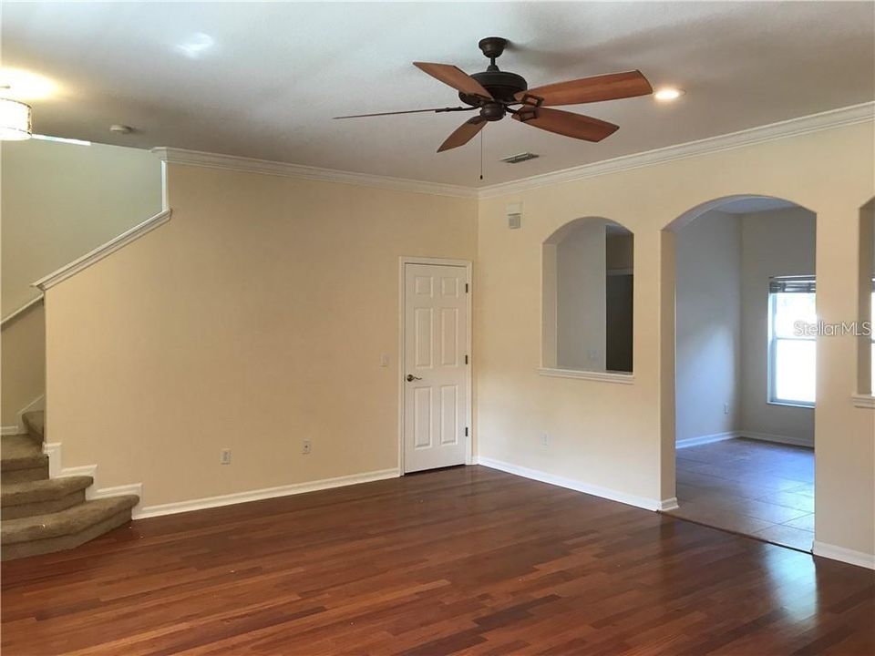 Recently Rented: $1,795 (3 beds, 2 baths, 1490 Square Feet)