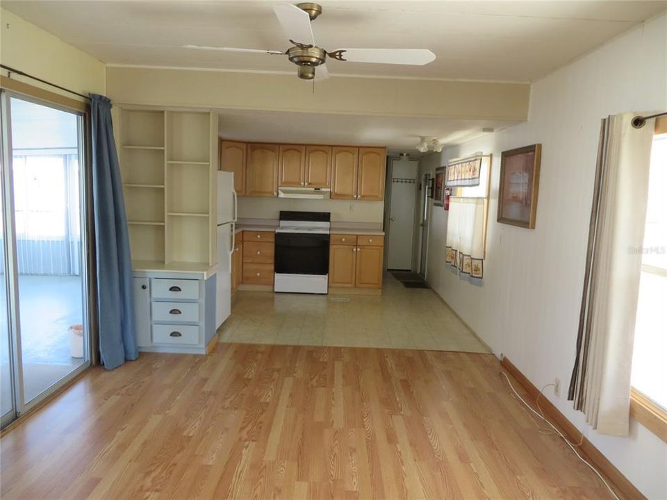 Recently Sold: $55,000 (1 beds, 1 baths, 588 Square Feet)