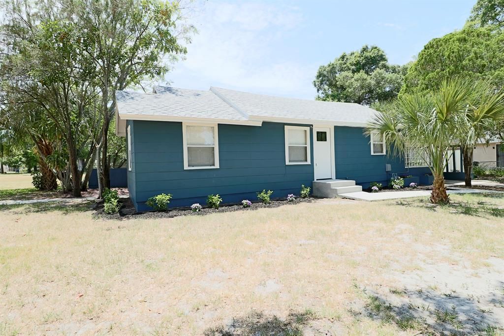 Recently Sold: $224,995 (3 beds, 1 baths, 920 Square Feet)