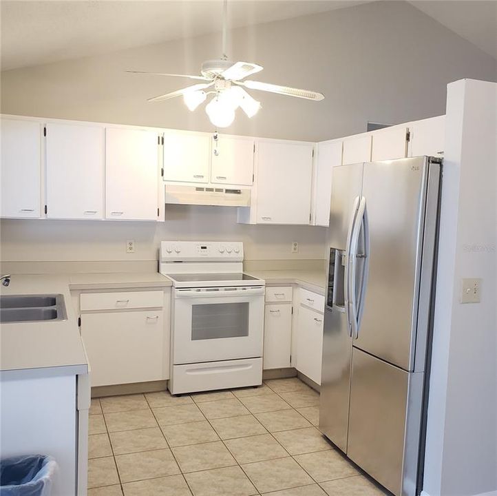 Recently Rented: $1,695 (3 beds, 2 baths, 1222 Square Feet)
