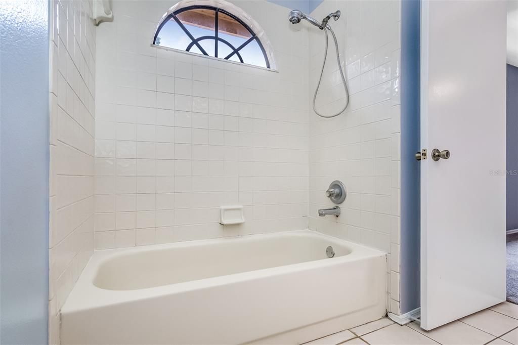 最近售出: $215,000 (3 贝兹, 2 浴室, 1504 平方英尺)