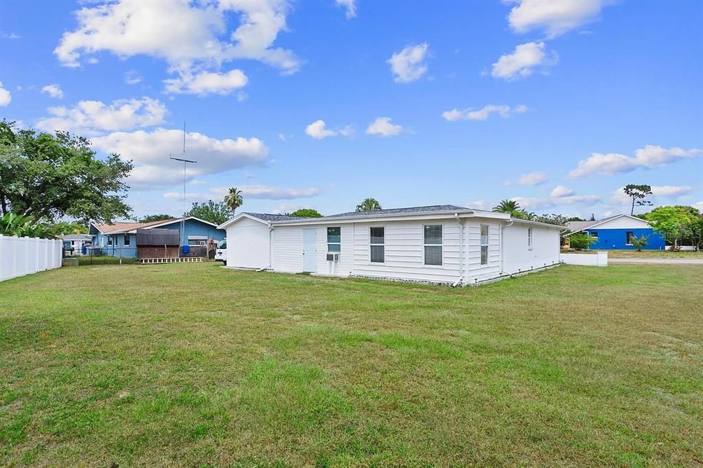 Recently Sold: $229,900 (3 beds, 2 baths, 1782 Square Feet)