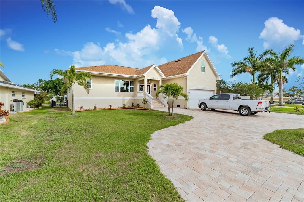 Recently Sold: $724,899 (4 beds, 3 baths, 2606 Square Feet)
