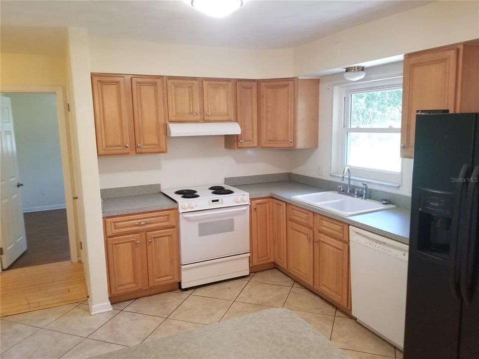 Recently Rented: $1,550 (2 beds, 2 baths, 1234 Square Feet)
