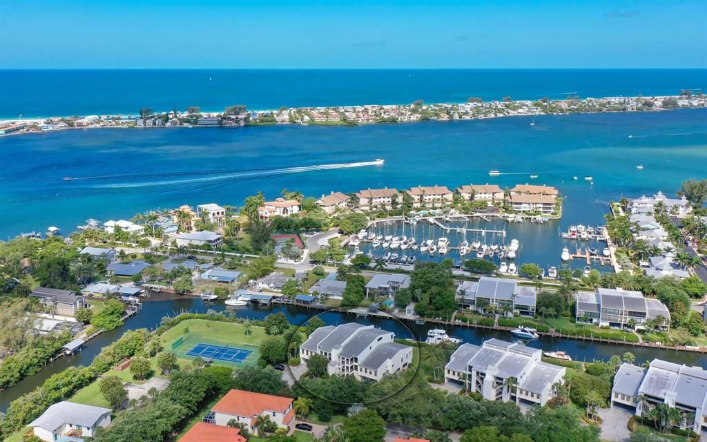 Recently Sold: $475,000 (2 beds, 2 baths, 1546 Square Feet)