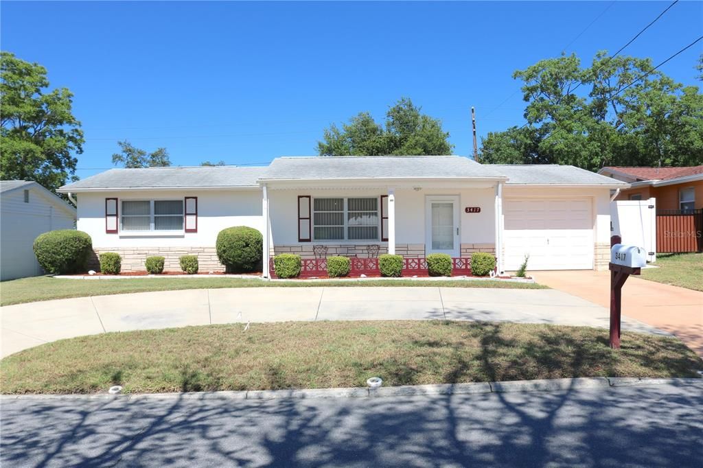 Recently Sold: $166,000 (2 beds, 1 baths, 1054 Square Feet)