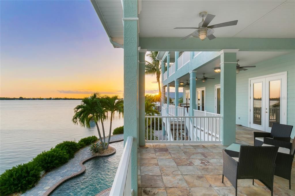 Recently Sold: $2,349,000 (5 beds, 6 baths, 5470 Square Feet)