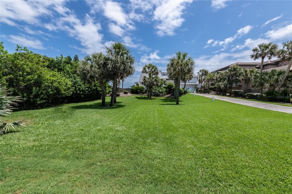 Recently Sold: $2,200,000 (3 beds, 4 baths, 4078 Square Feet)