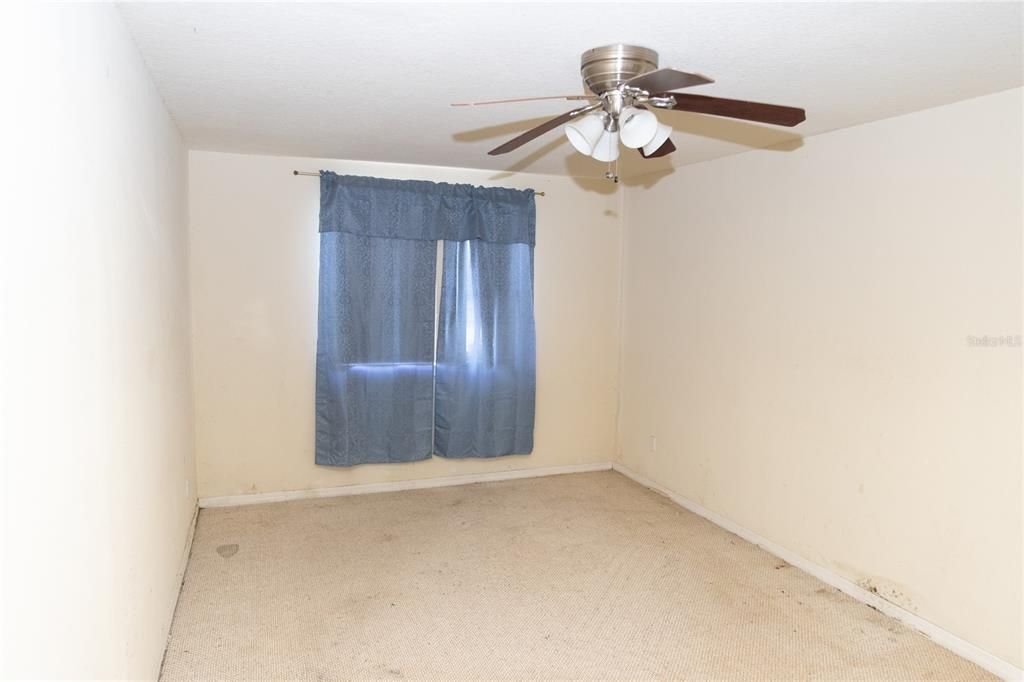 Recently Sold: $160,000 (3 beds, 2 baths, 1350 Square Feet)