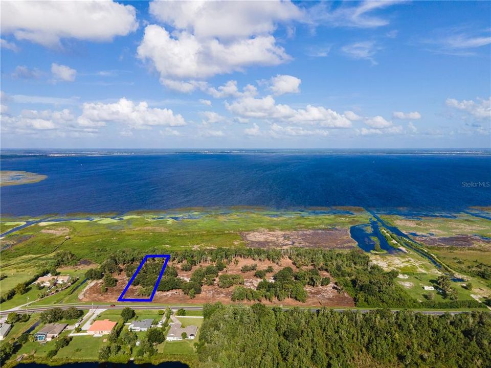 Недавно продано: $225,000 (0.89 acres)