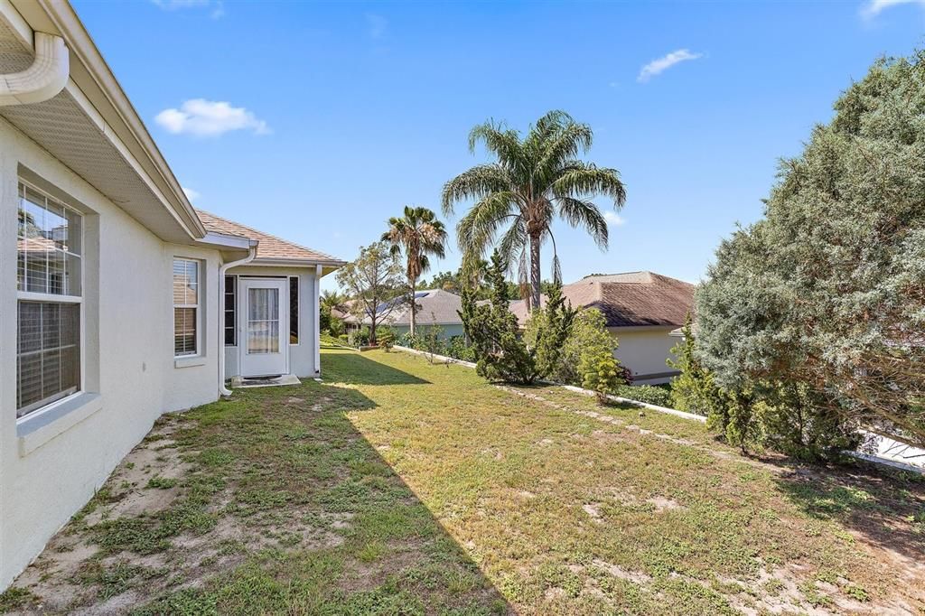 Recently Sold: $261,500 (3 beds, 2 baths, 1624 Square Feet)