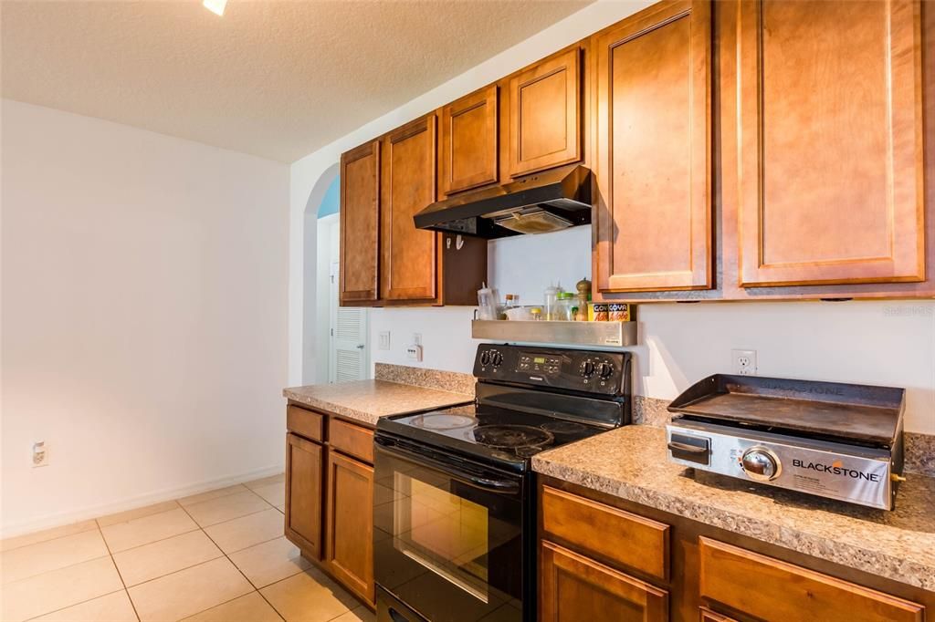 Recently Sold: $232,000 (4 beds, 2 baths, 1867 Square Feet)
