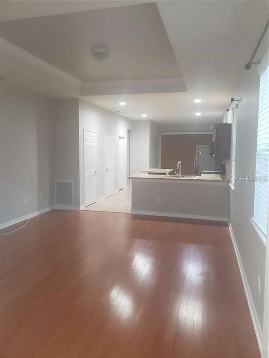 Recently Sold: $288,500 (3 beds, 2 baths, 1551 Square Feet)