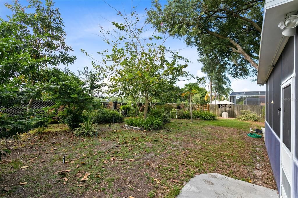 Recently Sold: $255,000 (3 beds, 2 baths, 1374 Square Feet)