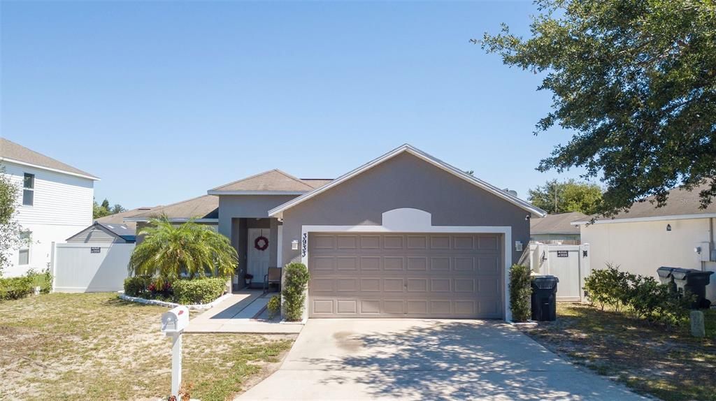 Recently Sold: $220,000 (3 beds, 2 baths, 1264 Square Feet)