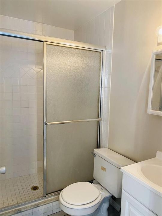最近租的: $1,200 (0 贝兹, 1 浴室, 425 平方英尺)