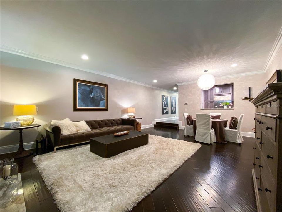 Recently Sold: $475,000 (2 beds, 2 baths, 1620 Square Feet)