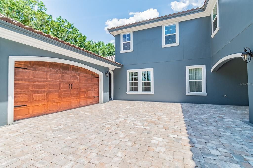 Recently Sold: $1,195,000 (5 beds, 4 baths, 3998 Square Feet)