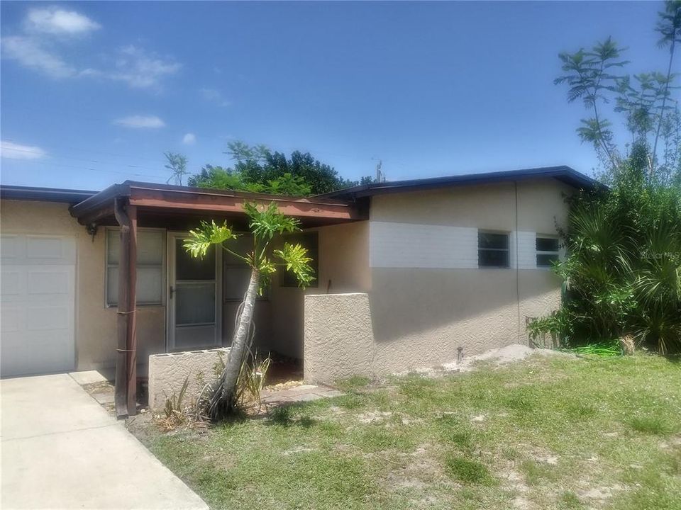 Recently Sold: $155,000 (3 beds, 2 baths, 1320 Square Feet)