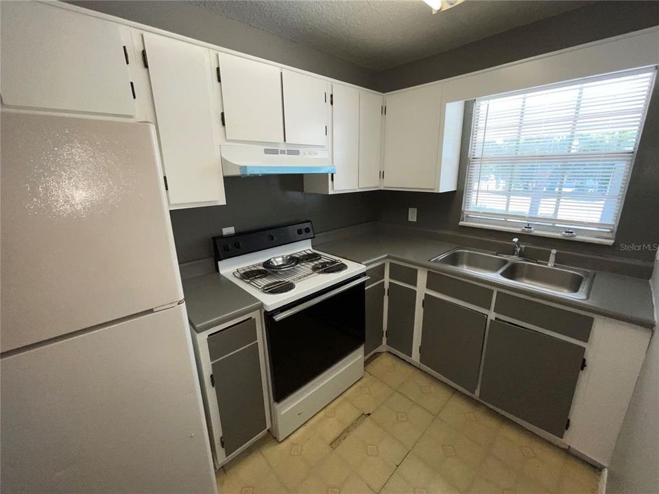 Recently Rented: $750 (1 beds, 1 baths, 450 Square Feet)