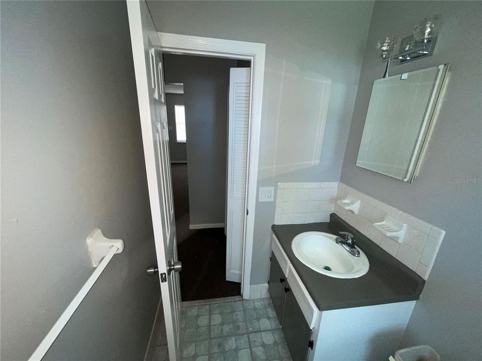 Недавно арендовано: $750 (1 спален, 1 ванн, 450 Квадратных фут)