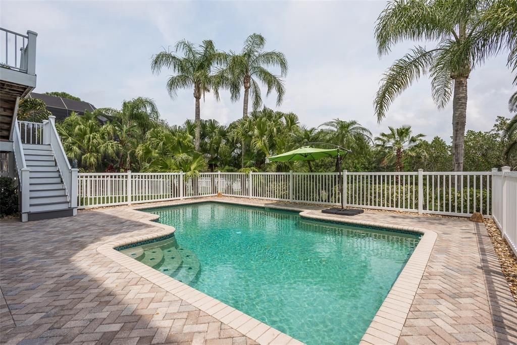 Recently Sold: $1,399,000 (4 beds, 3 baths, 3709 Square Feet)