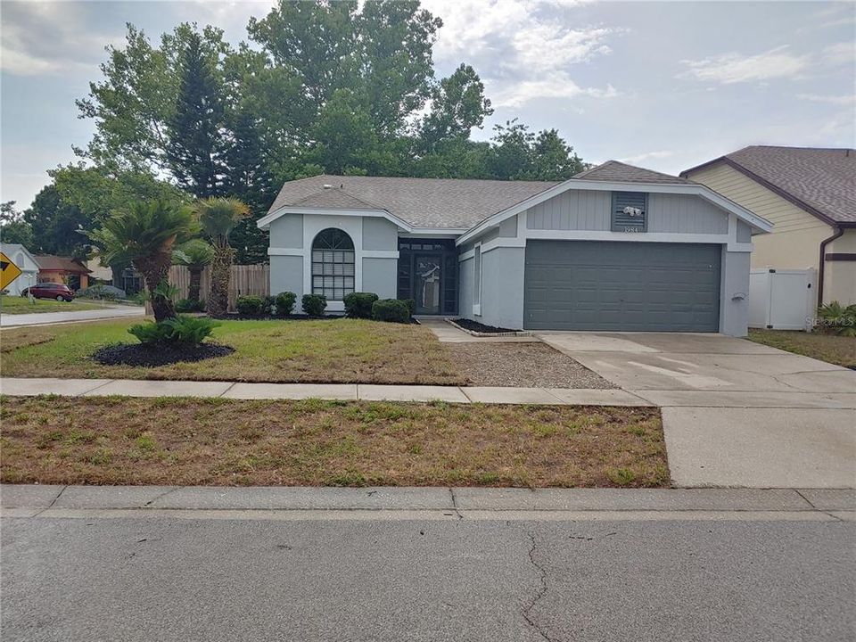 Recently Sold: $289,900 (3 beds, 2 baths, 1518 Square Feet)