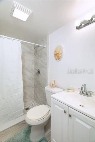 Recently Sold: $320,000 (2 beds, 2 baths, 1001 Square Feet)