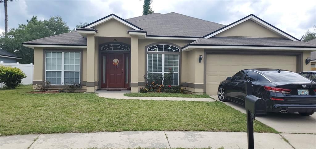 Vendido Recientemente: $245,000 (3 camas, 2 baños, 1839 Pies cuadrados)