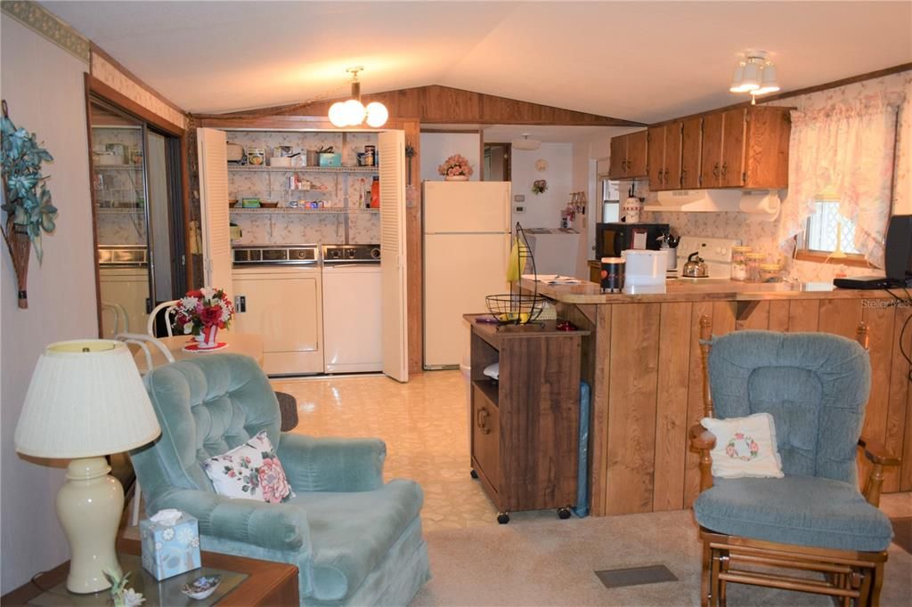 Recently Sold: $74,900 (2 beds, 1 baths, 784 Square Feet)